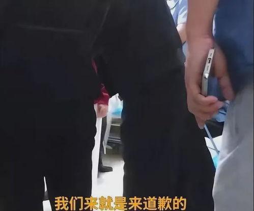 武汉被撞学生爆料视频最新,还原惊心动魄的生死瞬间  第2张